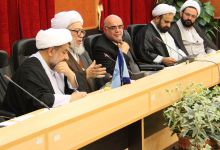 نشست مشترک جمعی از اساتید حوزه و دانشگاه به مناسبت سالروز وحدت حوزه و دانشگاه 